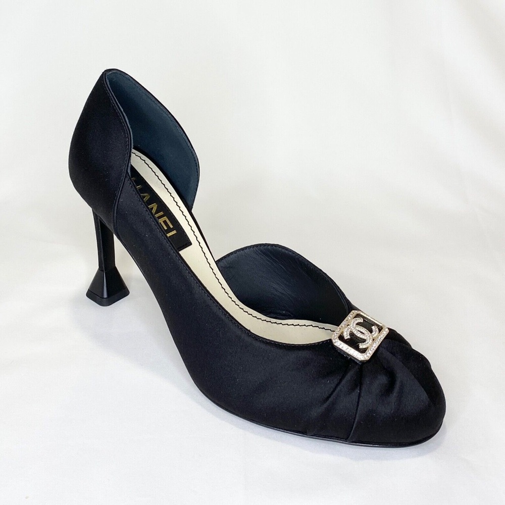 New Chanel CC Interlocking Crystal Logo Satin D'Orsay Pump